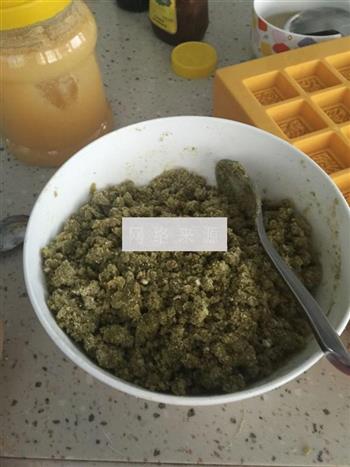 蜂蜜桂花绿豆糕怎么做，蜂蜜桂花绿豆糕怎么做好吃，蜂蜜桂花绿豆糕做法