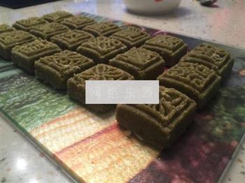 蜂蜜桂花绿豆糕怎么做，蜂蜜桂花绿豆糕怎么做好吃，蜂蜜桂花绿豆糕做法
