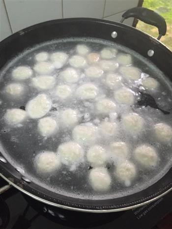 手工鱼丸怎么做，手工鱼丸怎么做好吃，手工鱼丸做法