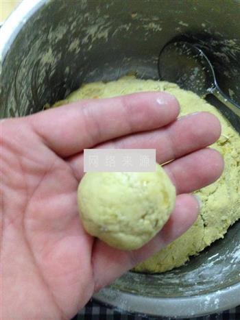 麻香红薯糯米饼怎么做，麻香红薯糯米饼怎么做好吃，麻香红薯糯米饼做法