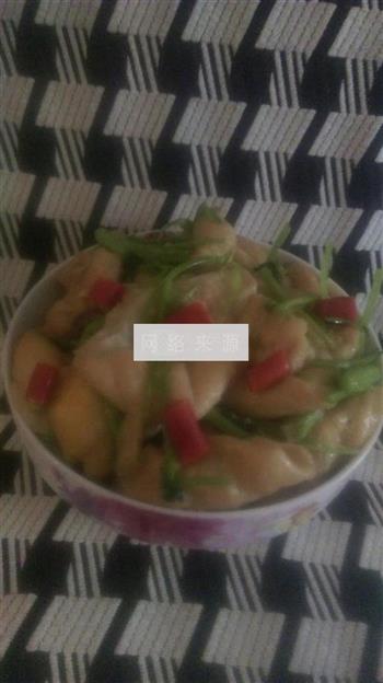 香菜烧面筋怎么做，香菜烧面筋怎么做好吃，香菜烧面筋做法