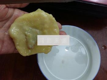 油煎粘豆包怎么做，油煎粘豆包怎么做好吃，油煎粘豆包做法