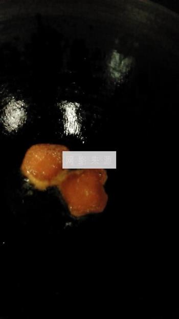 油煎南瓜饼怎么做，油煎南瓜饼怎么做好吃，油煎南瓜饼做法