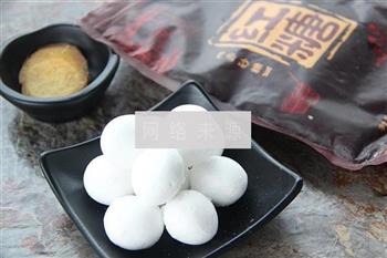 红糖花生汤圆怎么做，红糖花生汤圆怎么做好吃，红糖花生汤圆做法