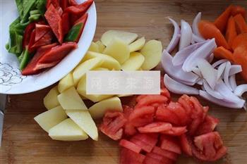 大盘鸡怎么做，大盘鸡怎么做好吃，大盘鸡做法