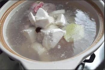 粉葛猪骨汤怎么做，粉葛猪骨汤怎么做好吃，粉葛猪骨汤做法
