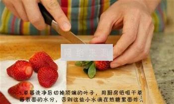 DIY冰糖葫芦怎么做，DIY冰糖葫芦怎么做好吃，DIY冰糖葫芦做法