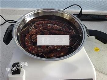 黑芝麻脆皮肠怎么做，黑芝麻脆皮肠怎么做好吃，黑芝麻脆皮肠做法