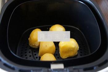 炸粘豆包怎么做，炸粘豆包怎么做好吃，炸粘豆包做法