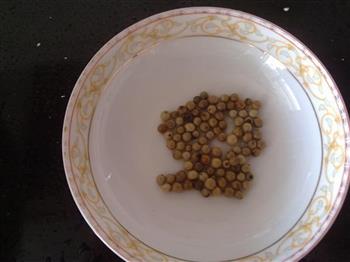 咸菜猪肚汤怎么做，咸菜猪肚汤怎么做好吃，咸菜猪肚汤做法