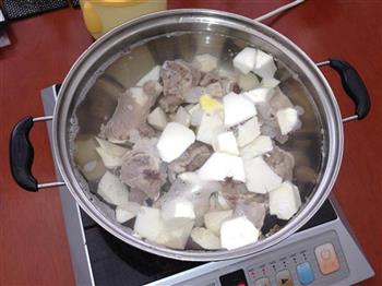 竹笋煲大骨汤怎么做，竹笋煲大骨汤怎么做好吃，竹笋煲大骨汤做法