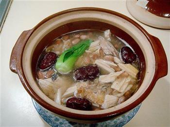 花生鱼头汤怎么做，花生鱼头汤怎么做好吃，花生鱼头汤做法