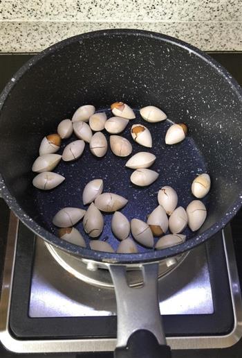 盐烤银杏怎么做，盐烤银杏怎么做好吃，盐烤银杏做法