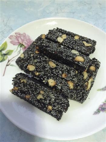 黑芝麻核桃花生条怎么做，黑芝麻核桃花生条怎么做好吃，黑芝麻核桃花生条做法