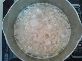 鱼丸汤怎么做，鱼丸汤怎么做好吃，鱼丸汤做法