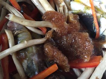 黄骨鱼鲜菇汤怎么做，黄骨鱼鲜菇汤怎么做好吃，黄骨鱼鲜菇汤做法