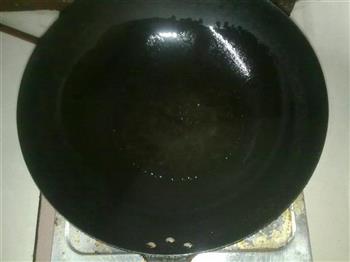 银丝鲫鱼汤怎么做，银丝鲫鱼汤怎么做好吃，银丝鲫鱼汤做法