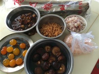 家乡味-闽南香菇肉粽怎么做，家乡味-闽南香菇肉粽怎么做好吃，家乡味-闽南香菇肉粽做法