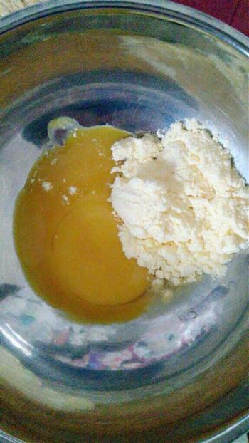 蛋黄脆皮香蕉怎么做，蛋黄脆皮香蕉怎么做好吃，蛋黄脆皮香蕉做法