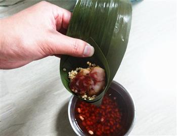 浓香味的腊肠粽怎么做，浓香味的腊肠粽怎么做好吃，浓香味的腊肠粽做法