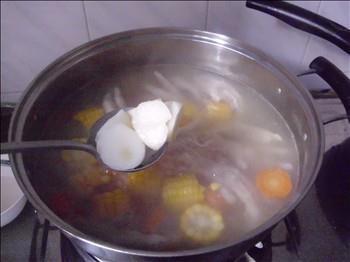 五色鸡爪汤怎么做，五色鸡爪汤怎么做好吃，五色鸡爪汤做法