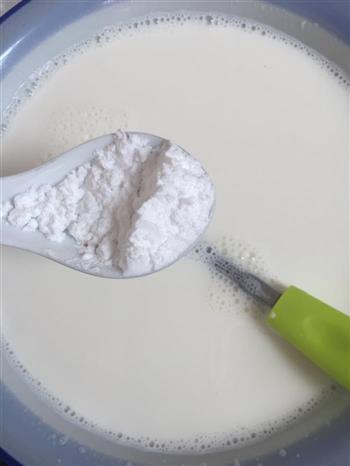 椰丝牛奶小方块怎么做，椰丝牛奶小方块怎么做好吃，椰丝牛奶小方块做法