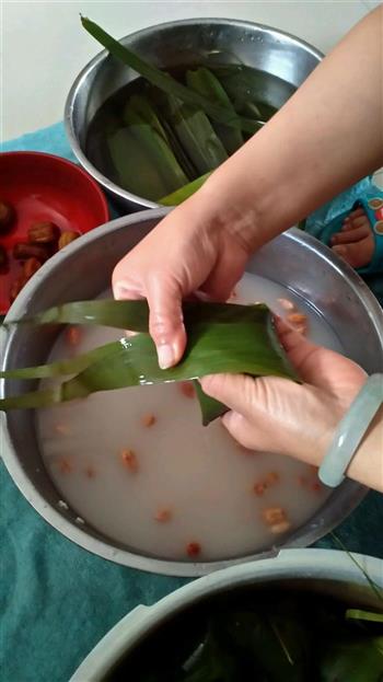 花生蜜枣粽怎么做，花生蜜枣粽怎么做好吃，花生蜜枣粽做法
