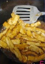 鱼香豆腐怎么做，鱼香豆腐怎么做好吃，鱼香豆腐做法