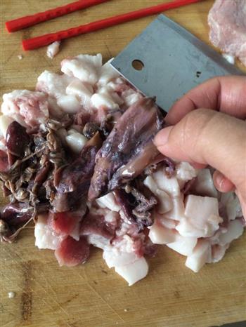 潮汕特色 腌鱿鱼肉饼怎么做，潮汕特色 腌鱿鱼肉饼怎么做好吃，潮汕特色 腌鱿鱼肉饼做法