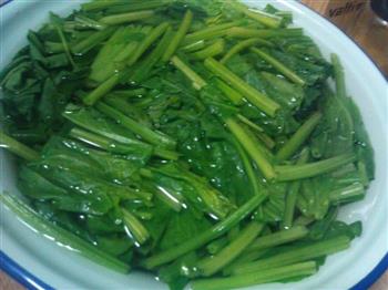 不开火做菠菜粉丝怎么做，不开火做菠菜粉丝怎么做好吃，不开火做菠菜粉丝做法