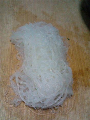 不开火做菠菜粉丝怎么做，不开火做菠菜粉丝怎么做好吃，不开火做菠菜粉丝做法