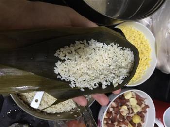绿豆，板栗，咸蛋黄肉粽怎么做，绿豆，板栗，咸蛋黄肉粽怎么做好吃，绿豆，板栗，咸蛋黄肉粽做法