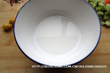 白果松仁玉米怎么做，白果松仁玉米怎么做好吃，白果松仁玉米做法