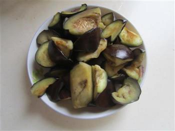 豆瓣茄子炒油条怎么做，豆瓣茄子炒油条怎么做好吃，豆瓣茄子炒油条做法