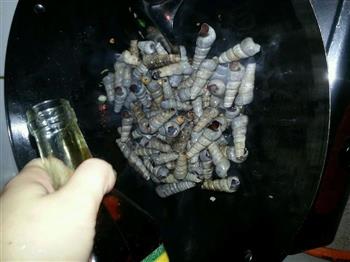 爆炒辣丁螺怎么做，爆炒辣丁螺怎么做好吃，爆炒辣丁螺做法