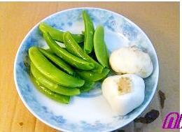 甜豆炒百合怎么做，甜豆炒百合怎么做好吃，甜豆炒百合做法
