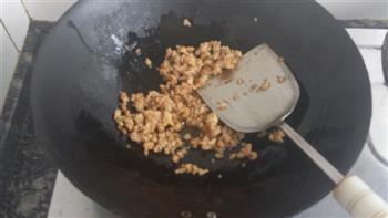 小炒拉皮怎么做，小炒拉皮怎么做好吃，小炒拉皮做法