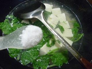 萝卜苗豆腐汤怎么做，萝卜苗豆腐汤怎么做好吃，萝卜苗豆腐汤做法