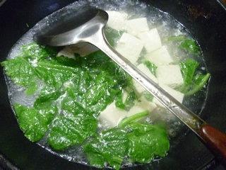 萝卜苗豆腐汤怎么做，萝卜苗豆腐汤怎么做好吃，萝卜苗豆腐汤做法