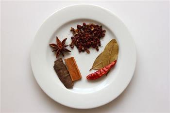 猪蹄黄豆汤怎么做,猪蹄黄豆汤怎么做好吃,猪蹄黄豆汤做法 猪蹄黄豆汤怎么做,猪蹄黄豆汤怎么做好吃,猪蹄黄豆汤做法