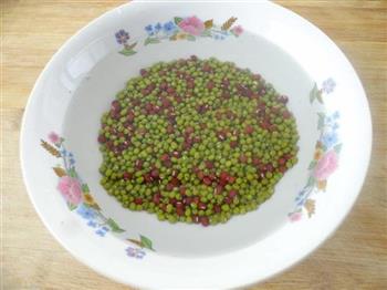 蜂蜜冰镇双豆汤怎么做，蜂蜜冰镇双豆汤怎么做好吃，蜂蜜冰镇双豆汤做法