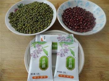 蜂蜜冰镇双豆汤怎么做，蜂蜜冰镇双豆汤怎么做好吃，蜂蜜冰镇双豆汤做法