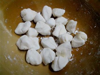 传统美食 广式炸煎堆怎么做，传统美食 广式炸煎堆怎么做好吃，传统美食 广式炸煎堆做法