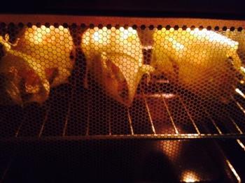 孜然黑胡椒烤玉米怎么做，孜然黑胡椒烤玉米怎么做好吃，孜然黑胡椒烤玉米做法