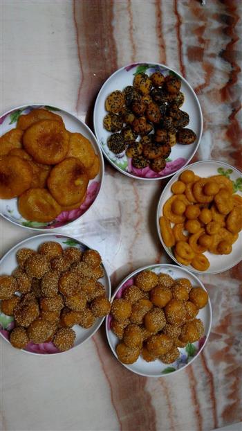 南瓜饼南瓜球怎么做，南瓜饼南瓜球怎么做好吃，南瓜饼南瓜球做法
