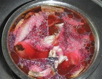 红菇炖鸡汤怎么做，红菇炖鸡汤怎么做好吃，红菇炖鸡汤做法