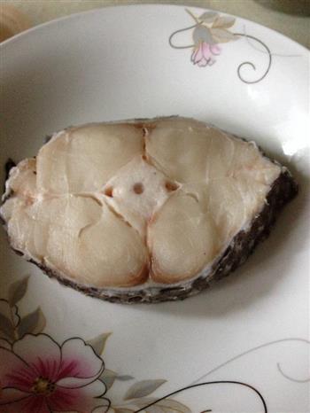 蘑菇豆酱蒸鳕鱼怎么做，蘑菇豆酱蒸鳕鱼怎么做好吃，蘑菇豆酱蒸鳕鱼做法