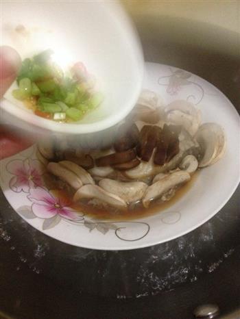 蘑菇豆酱蒸鳕鱼怎么做，蘑菇豆酱蒸鳕鱼怎么做好吃，蘑菇豆酱蒸鳕鱼做法