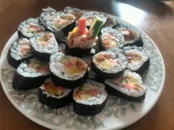 海苔卷寿司怎么做，海苔卷寿司怎么做好吃，海苔卷寿司做法