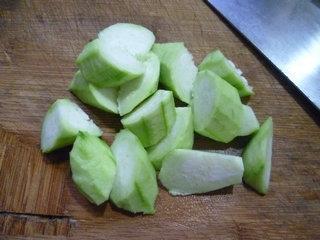 炒鸡蛋丝瓜番茄汤怎么做，炒鸡蛋丝瓜番茄汤怎么做好吃，炒鸡蛋丝瓜番茄汤做法